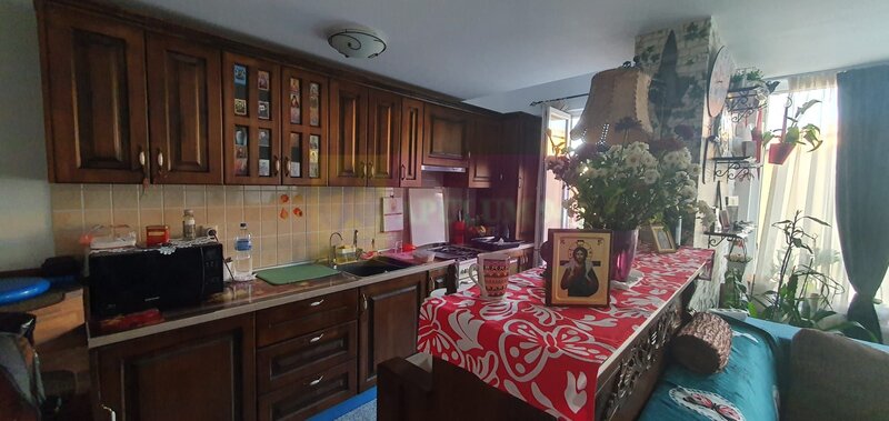 Apartament 3 camere ~80mp Metrou Aparatorii Patriei